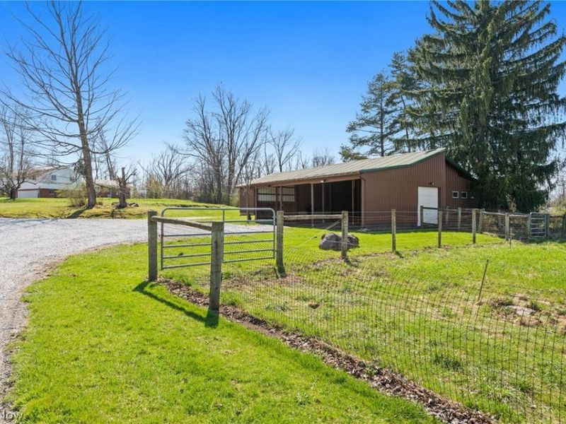 8583 Sherman Road, Chesterland, OH 44026 Photo 32