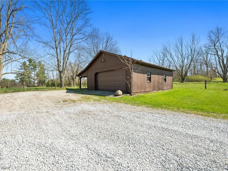 8593 Sherman Road, Chesterland, OH 44026 Photo 8