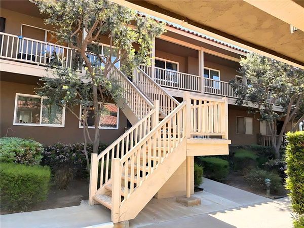 555 S La Veta Park , Unit 234, Orange, CA 92868