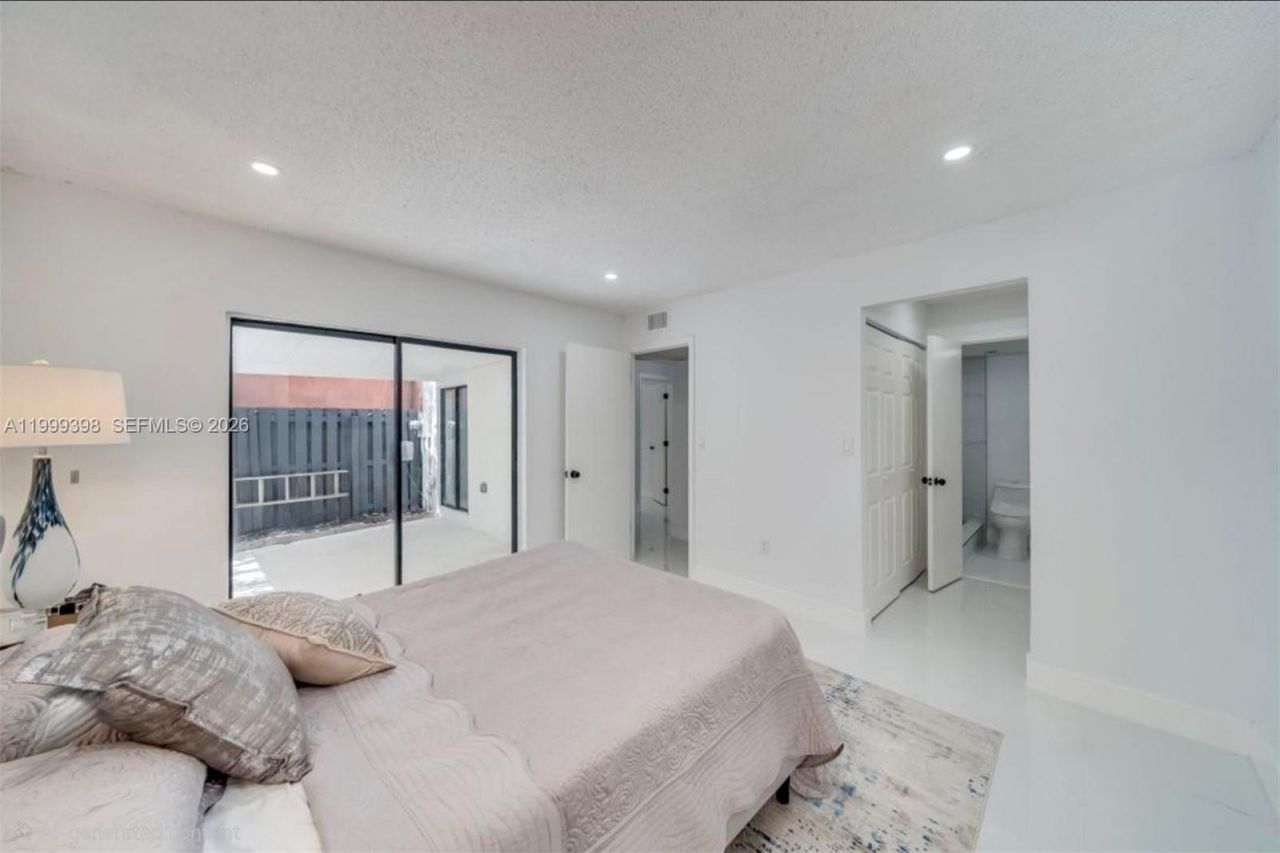 4430 NW 185th St, Miami Gardens, FL 33055 Photo