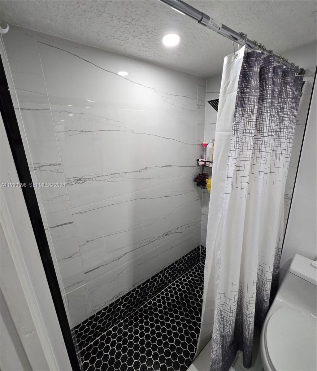 4430 NW 185th St, Miami Gardens, FL 33055 Photo