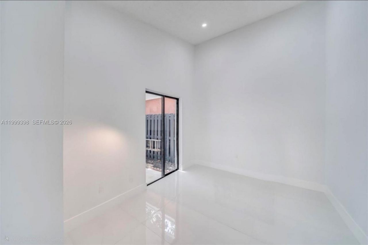 4430 NW 185th St, Miami Gardens, FL 33055 Photo