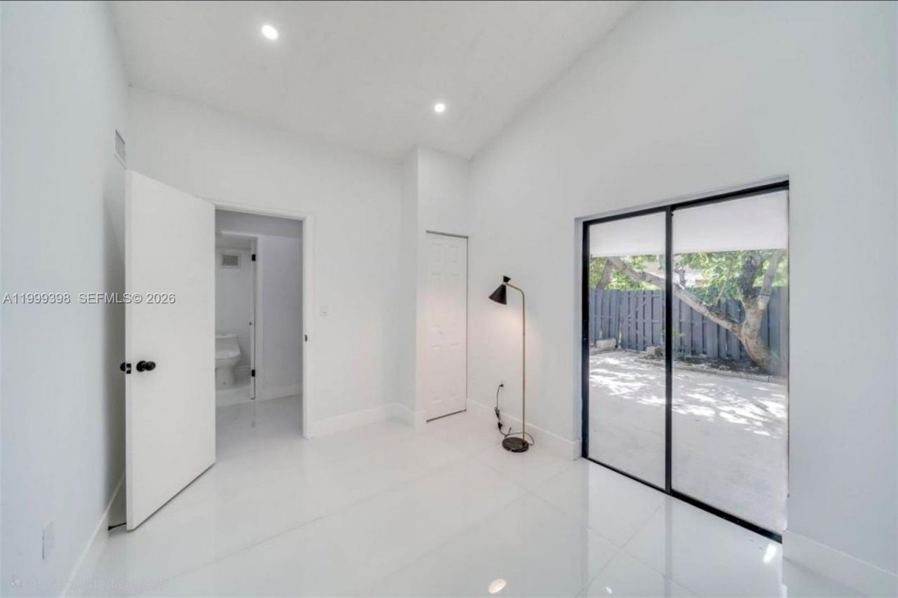 4430 NW 185th St, Miami Gardens, FL 33055 Photo