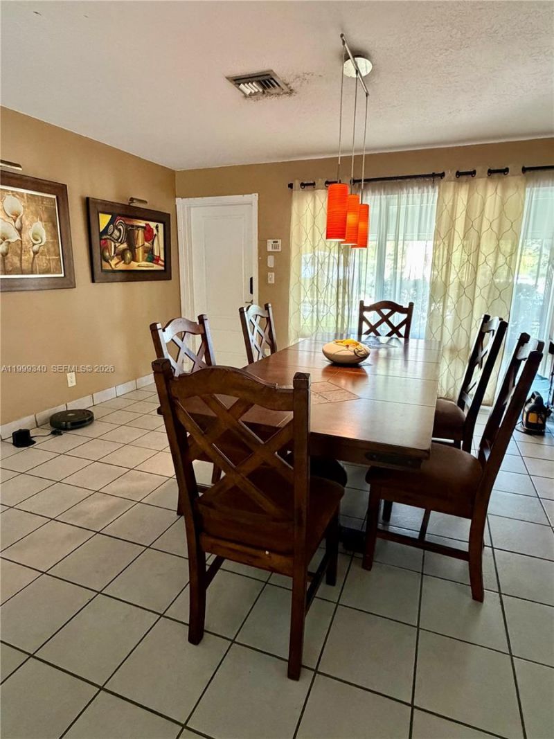 1581 SW 27th Ter, Fort Lauderdale, FL 33312 Photo