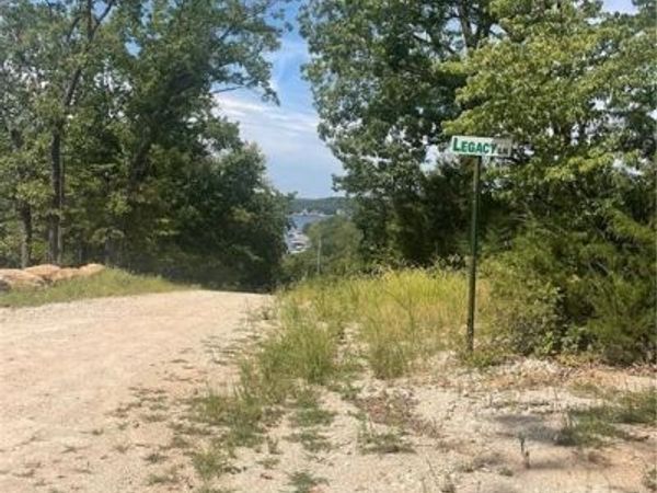 37 Legacy Lane, Sunrise Beach, MO 65079