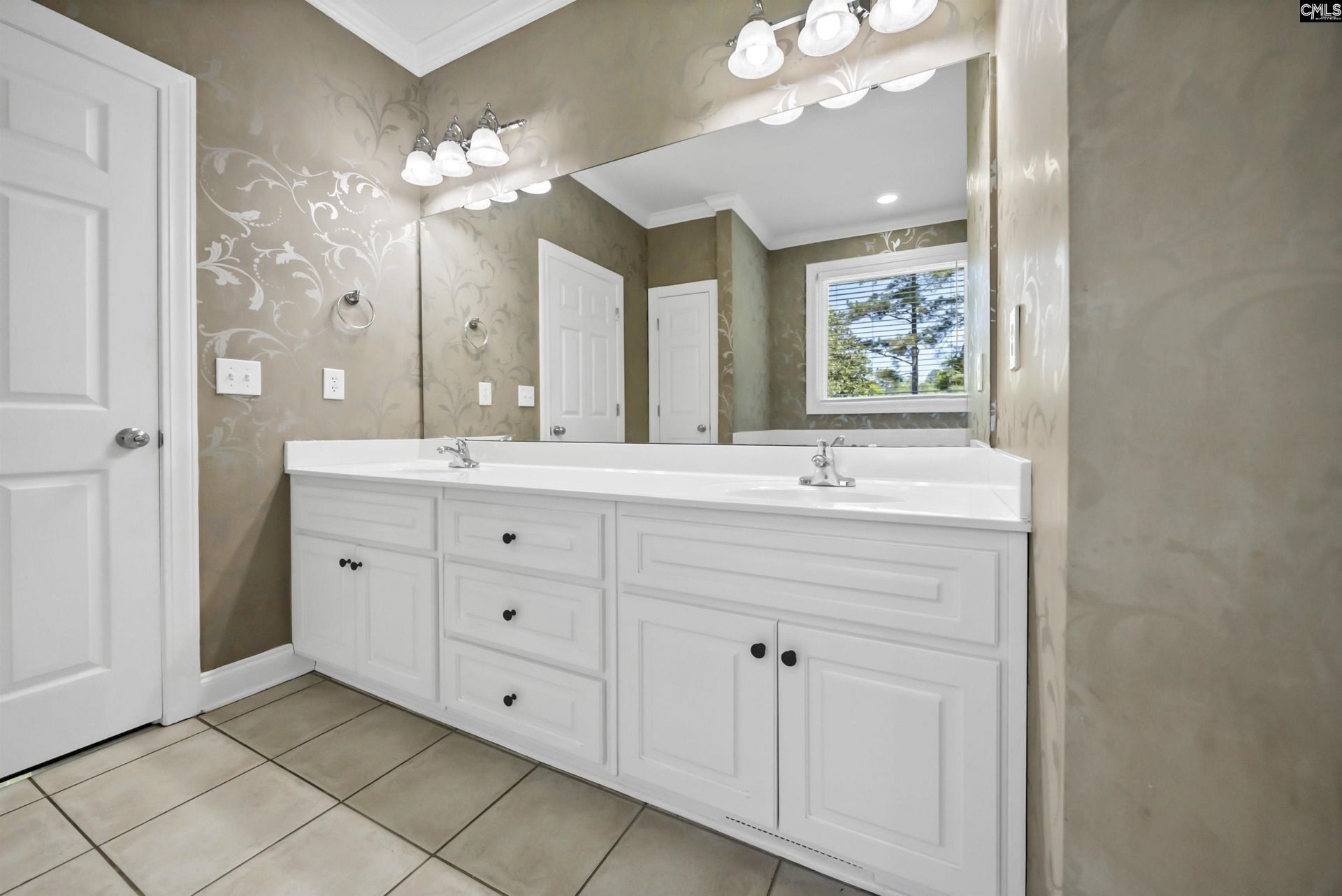 2 Hilton Glen Court  Photo 12