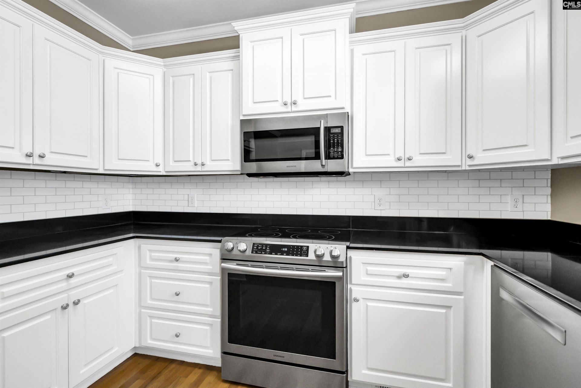 2 Hilton Glen Court  Photo 9