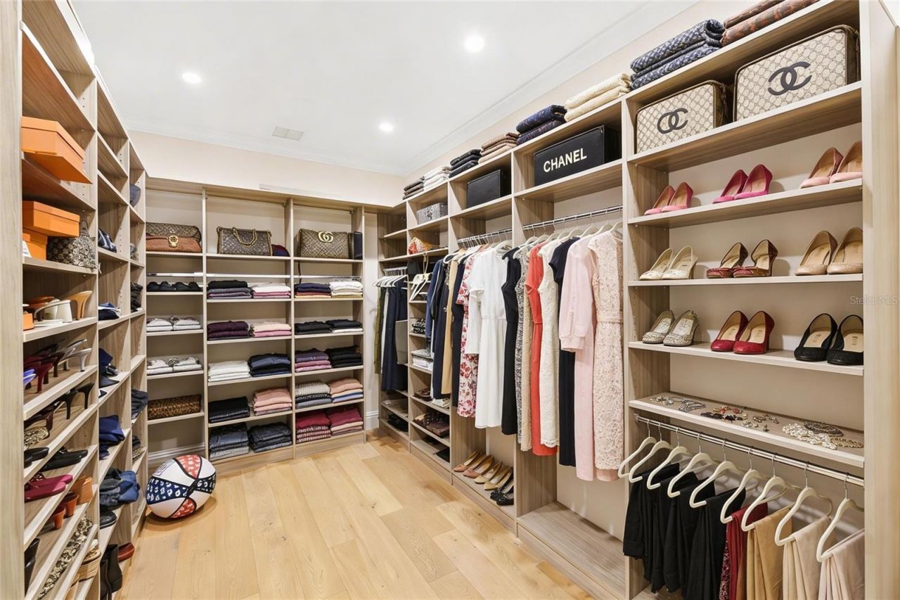 1705 Wisconsin Lane, Sarasota, FL 34239 Photo