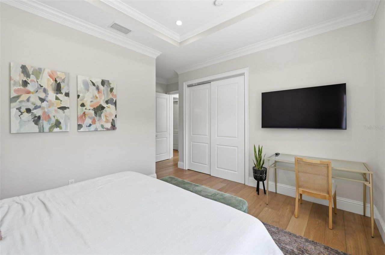 1705 Wisconsin Lane, Sarasota, FL 34239 Photo