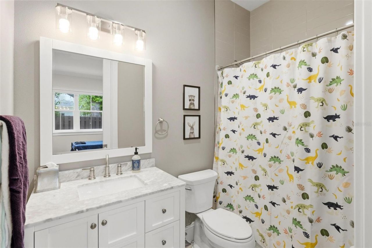 1705 Wisconsin Lane, Sarasota, FL 34239 Photo