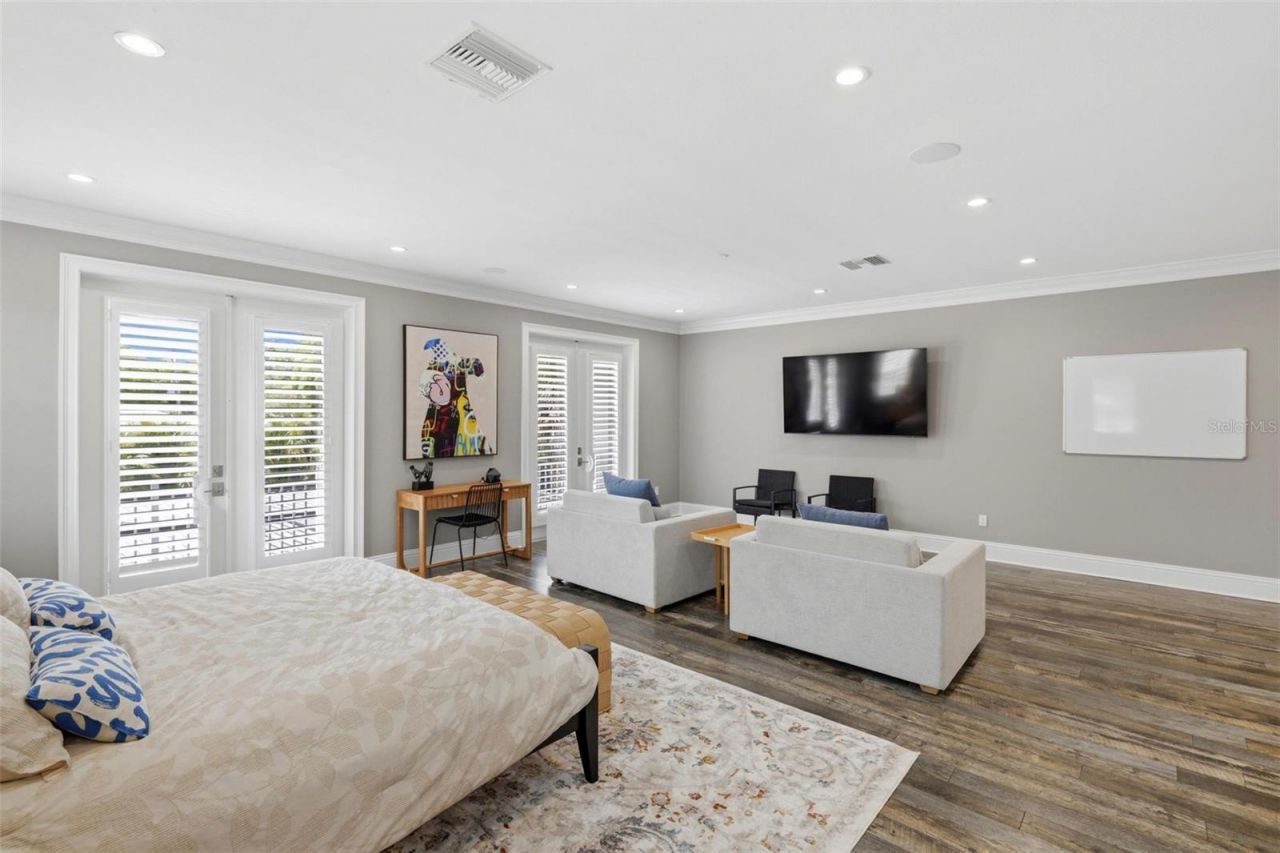 1705 Wisconsin Lane, Sarasota, FL 34239 Photo