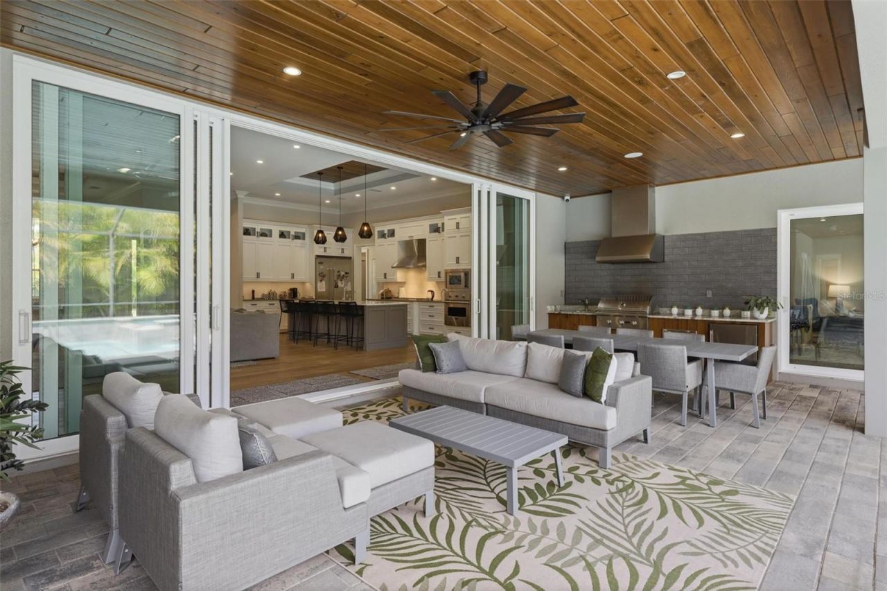 1705 Wisconsin Lane, Sarasota, FL 34239 Photo