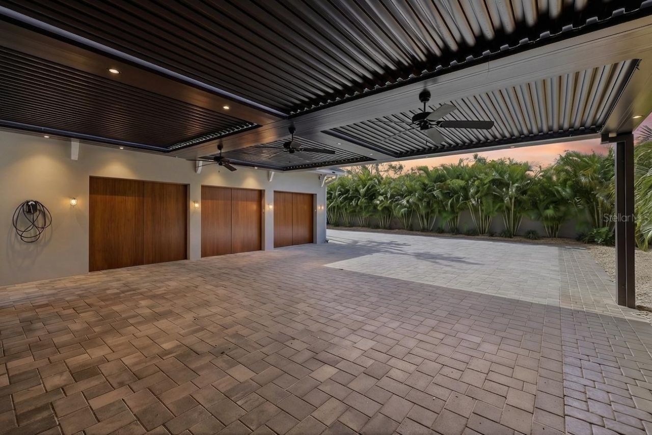 1705 Wisconsin Lane, Sarasota, FL 34239 Photo