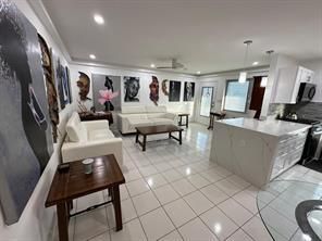 1004 Pennsylvania Avenue, Unit 3, Miami Beach, FL 33139 Photo