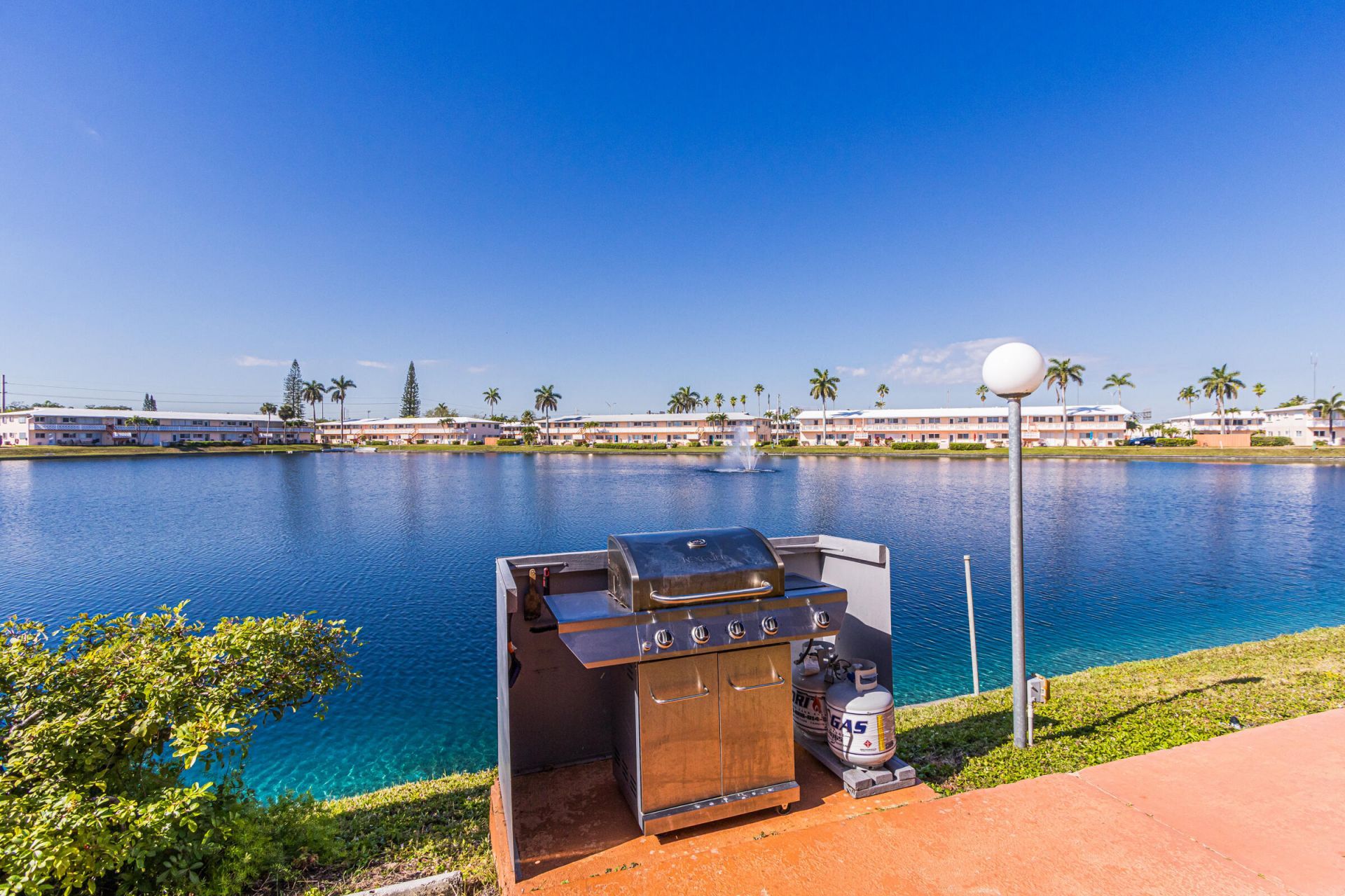 900 SW 10th Terrace, Unit S-19, Hallandale Beach, FL 33009 Photo