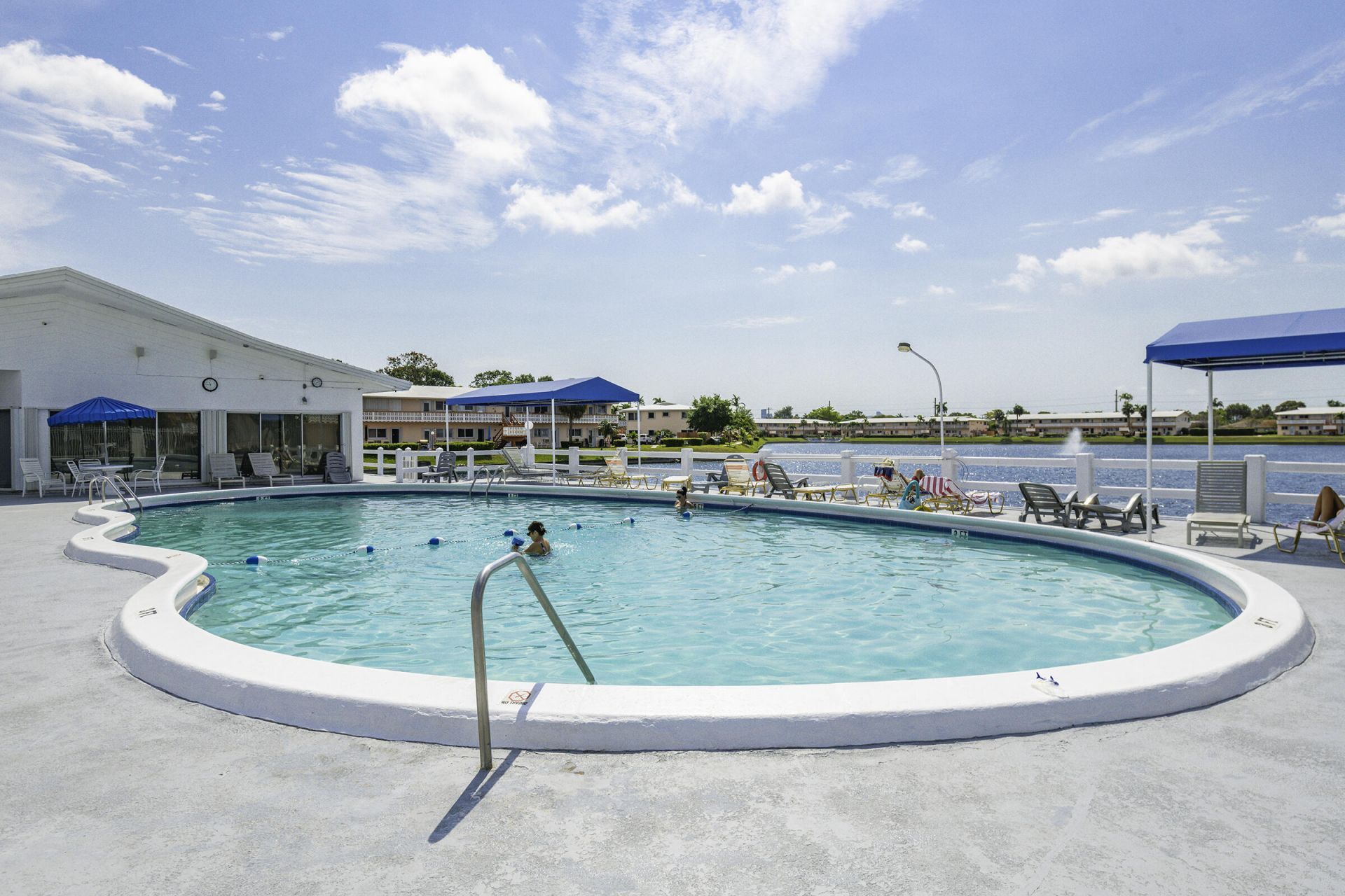 900 SW 10th Terrace, Unit S-19, Hallandale Beach, FL 33009 Photo