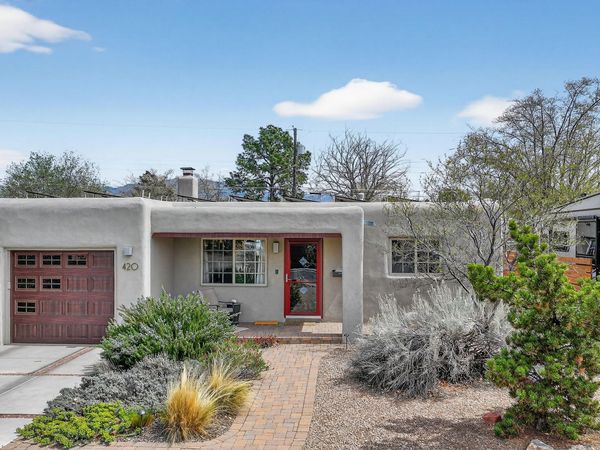 420 Manzano Street NE, Albuquerque, NM 87108