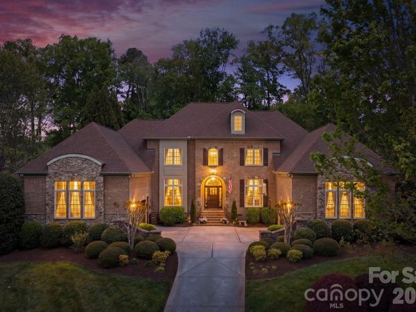 7004 Camrose Crossing Lane, Matthews, NC 28104
