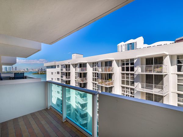 1200 West Avenue, Unit 1521, Miami Beach, FL 33139