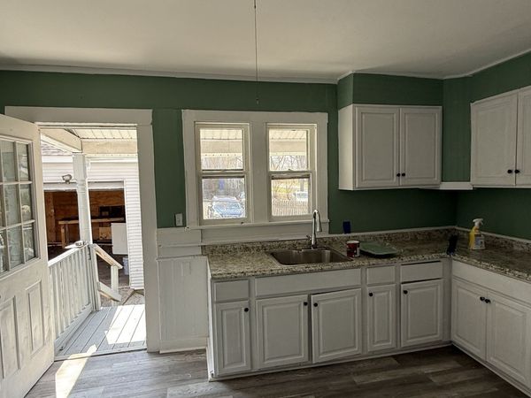 29 Lincoln , Bristol, CT 06010