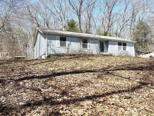 317 Old Jewett City , Preston, CT 06365