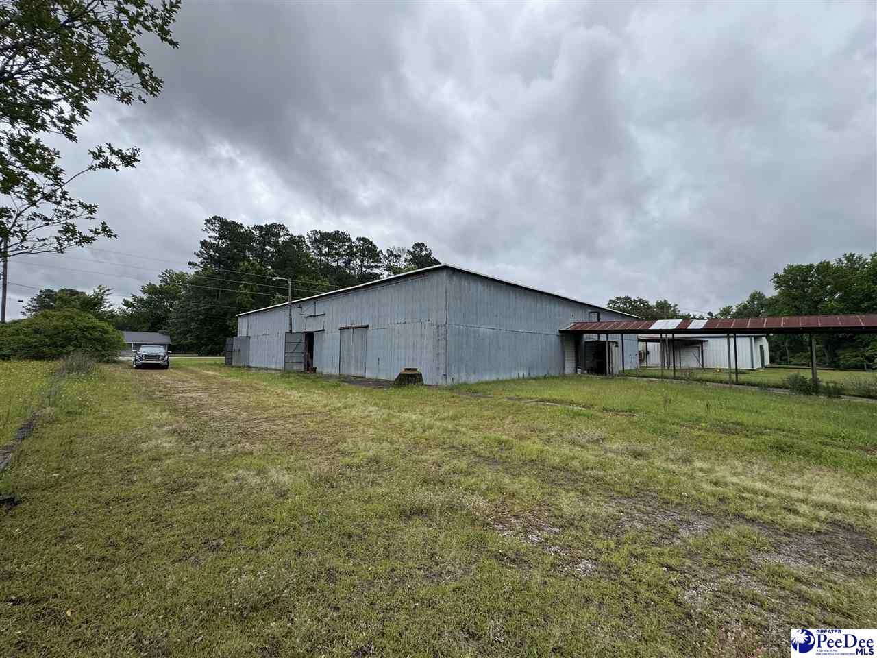 319 W Main St Photo 4