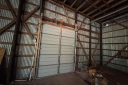 319 W Main St photo 4