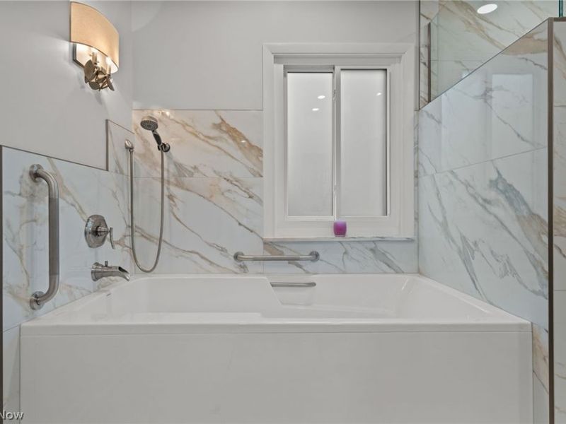 3300 Green Road , Beachwood, OH 44122 Photo 30