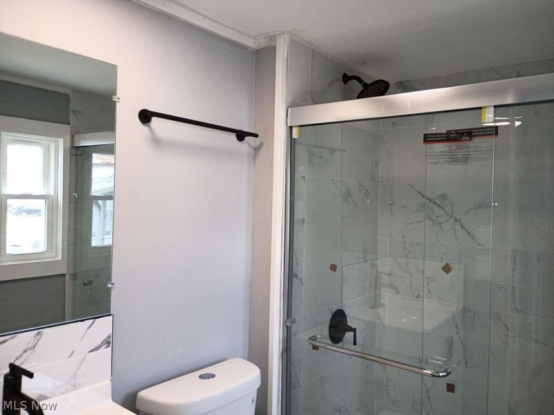 160 Kentucky Drive , Elyria, OH 44035 Photo 11