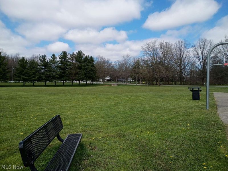 160 Kentucky Drive , Elyria, OH 44035 Photo 16