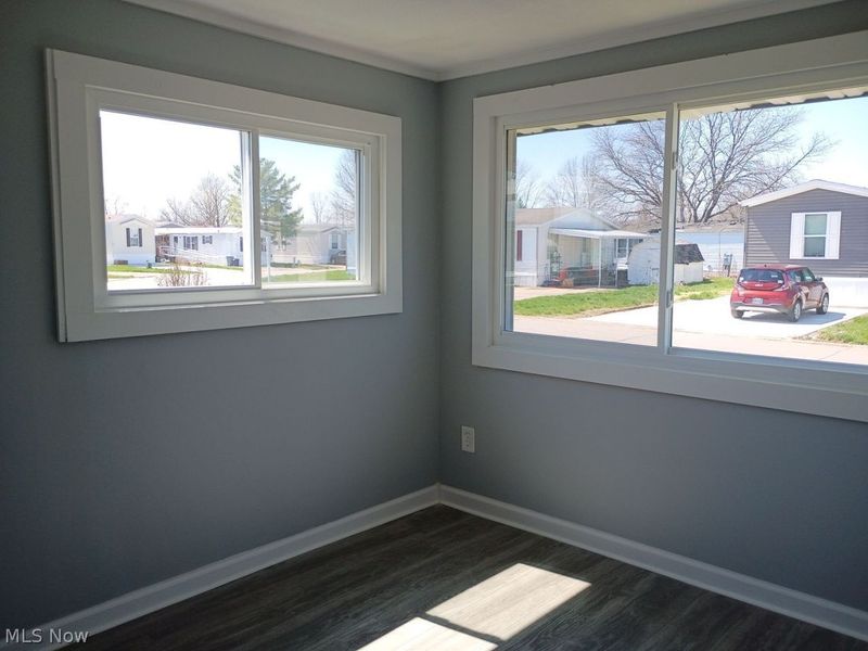 160 Kentucky Drive , Elyria, OH 44035 Photo 9