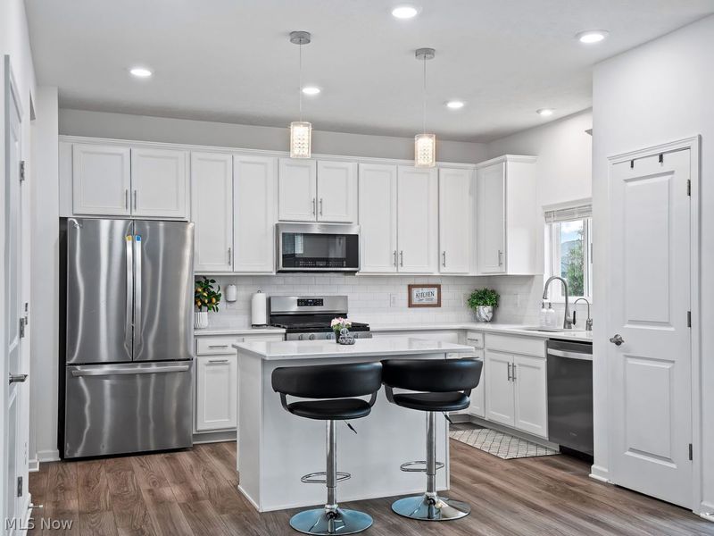 23615 Victory Lane , Columbia Station, OH 44028 Photo 5