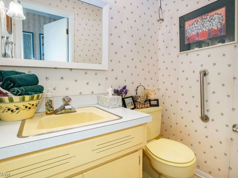 347 Colgate Avenue , Elyria, OH 44035 Photo 39