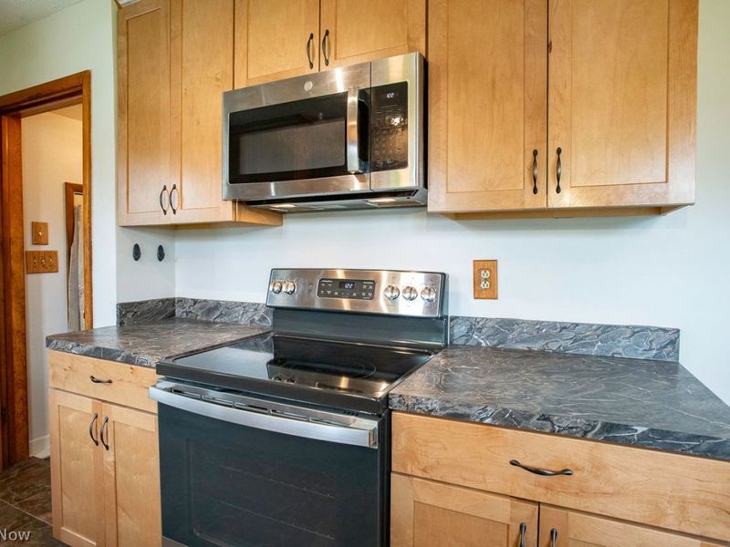 39112 Parsons Road , Grafton, OH 44044 Photo 11