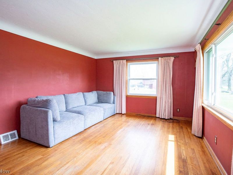 39112 Parsons Road , Grafton, OH 44044 Photo 8