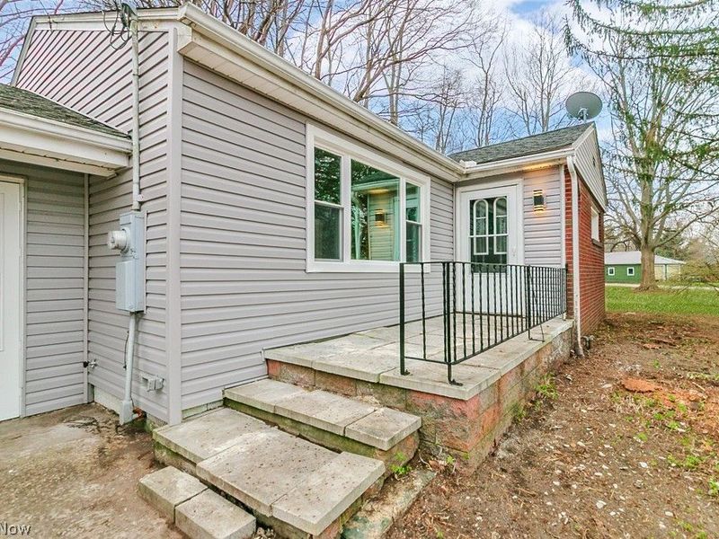 5220 North Ridge W, Saybrook, OH 44004 Photo 3