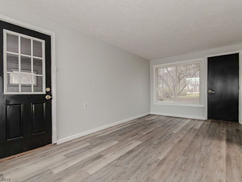 5220 North Ridge W, Saybrook, OH 44004 Photo 5