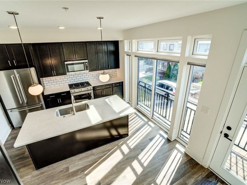 2283 W 19th Street , Cleveland, OH 44113 Photo 13