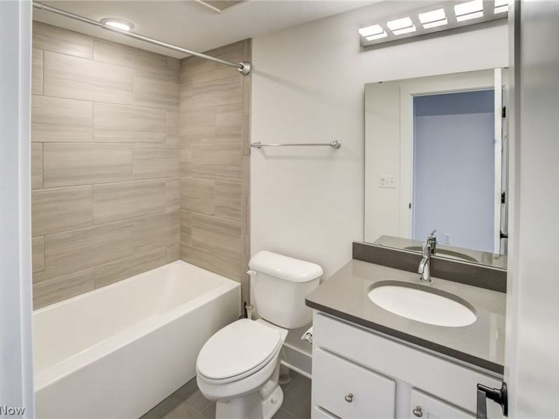 2283 W 19th Street , Cleveland, OH 44113 Photo 28