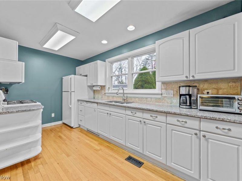 1503 Sheridan Road , South Euclid, OH 44121 Photo 11