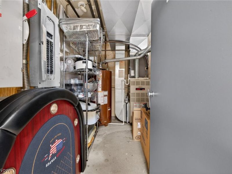 7459 Columbus Road NE, Louisville, OH 44641 Photo 23