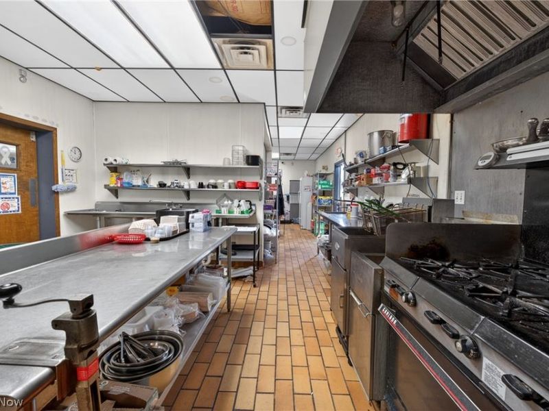 7459 Columbus Road NE, Louisville, OH 44641 Photo 26