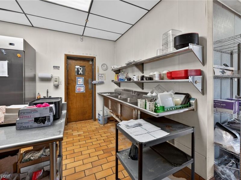 7459 Columbus Road NE, Louisville, OH 44641 Photo 28