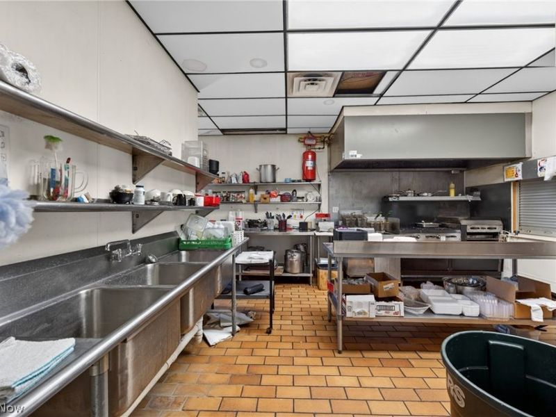 7459 Columbus Road NE, Louisville, OH 44641 Photo 29