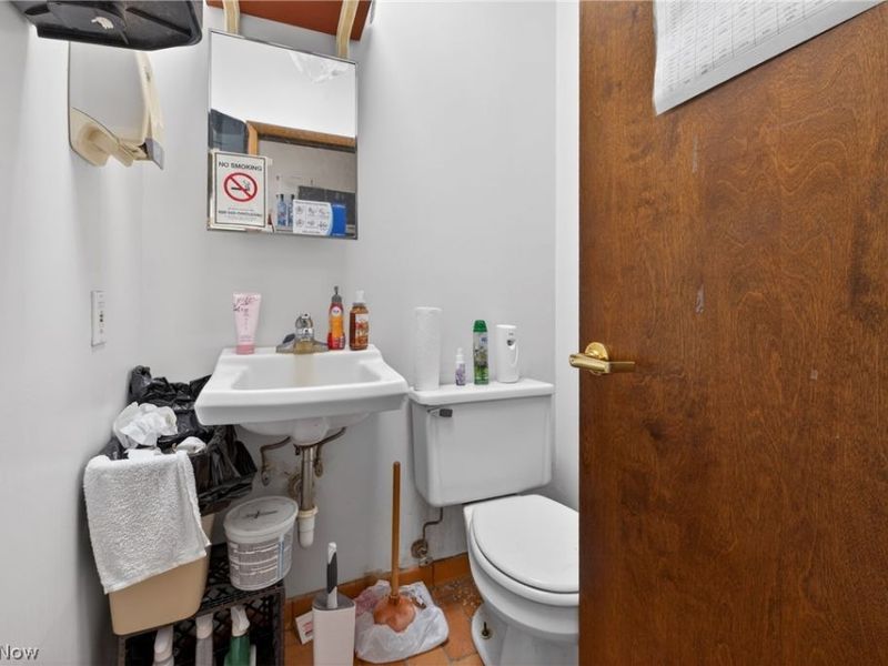 7459 Columbus Road NE, Louisville, OH 44641 Photo 32