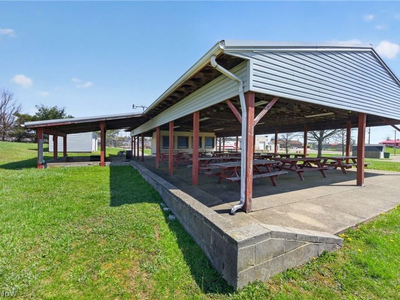 7459 Columbus Road NE, Louisville, OH 44641 Photo 43