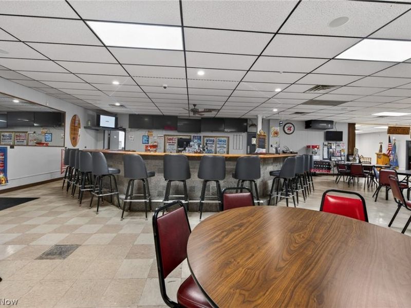 7459 Columbus Road NE, Louisville, OH 44641 Photo 5