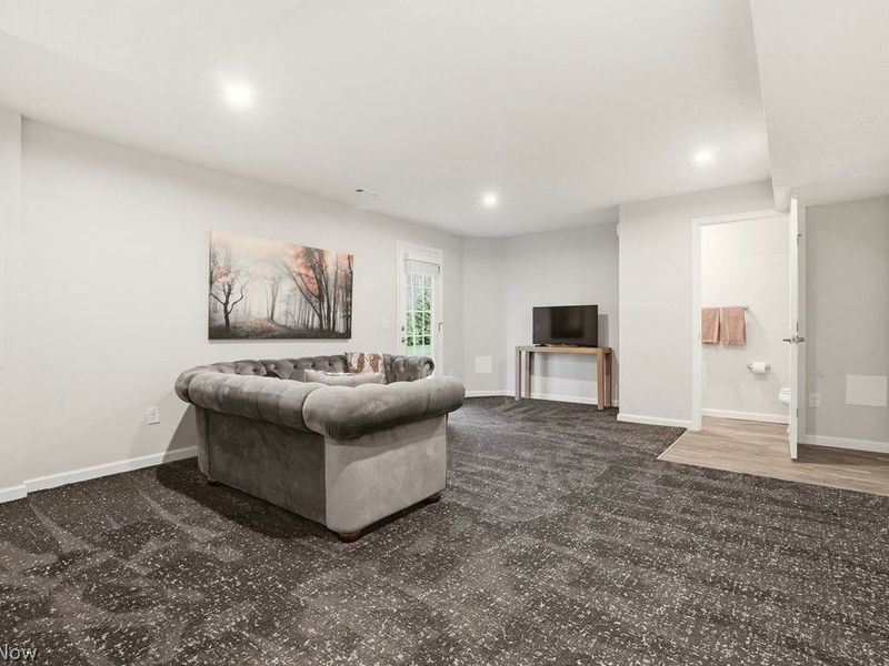 1185 Bean Lane , Cuyahoga Falls, OH 44313 Photo 11