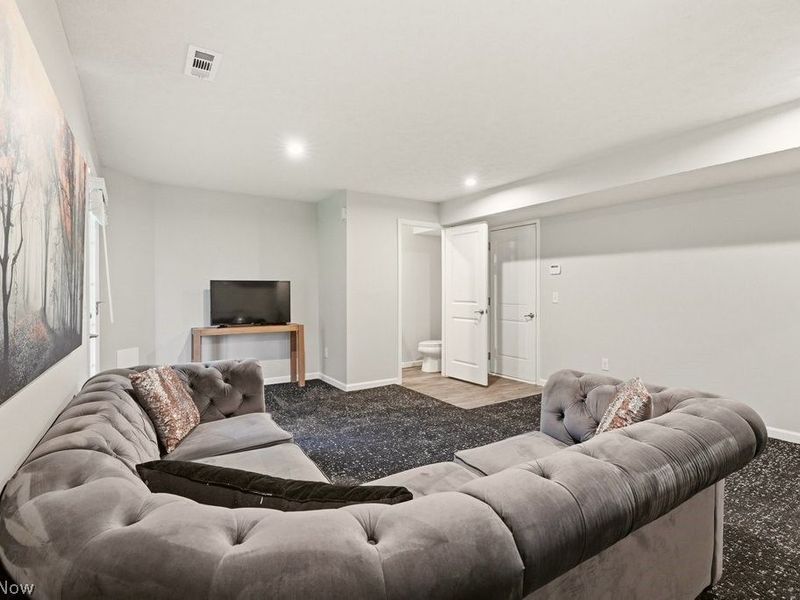 1185 Bean Lane , Cuyahoga Falls, OH 44313 Photo 12