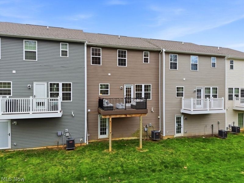 1185 Bean Lane , Cuyahoga Falls, OH 44313 Photo 4